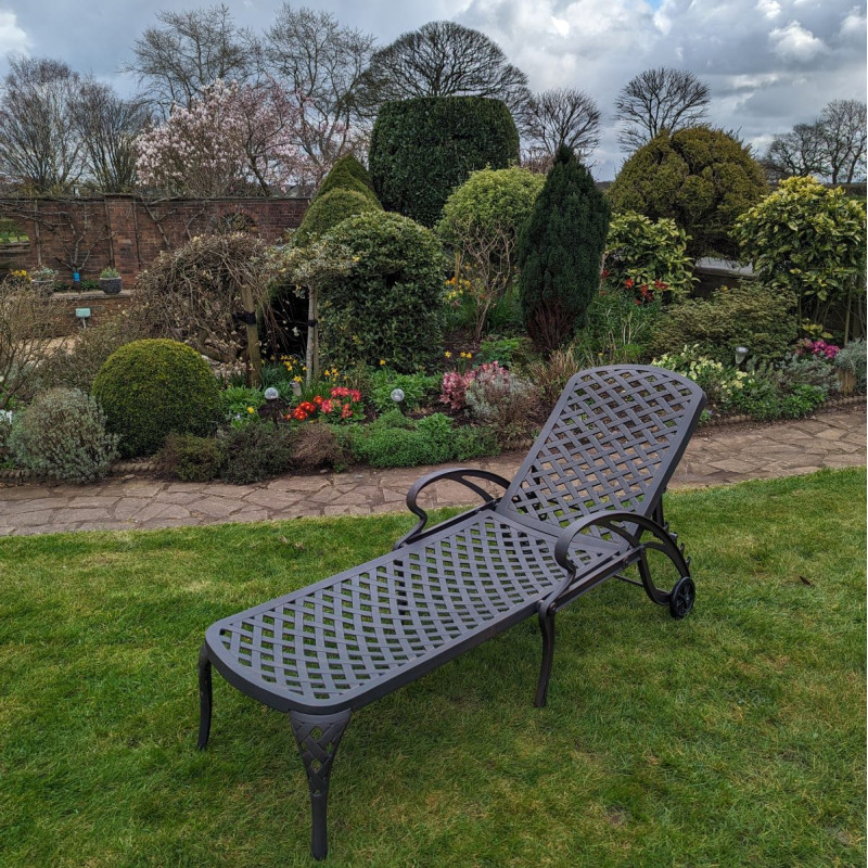 Cast Aluminium Sun Loungers Metal Sun Loungers With Wheels